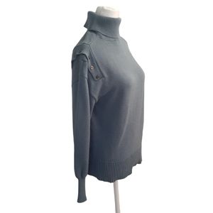 Kirundo sweater. Long sleeve turtleneck. Blueish green color. Nice Size M